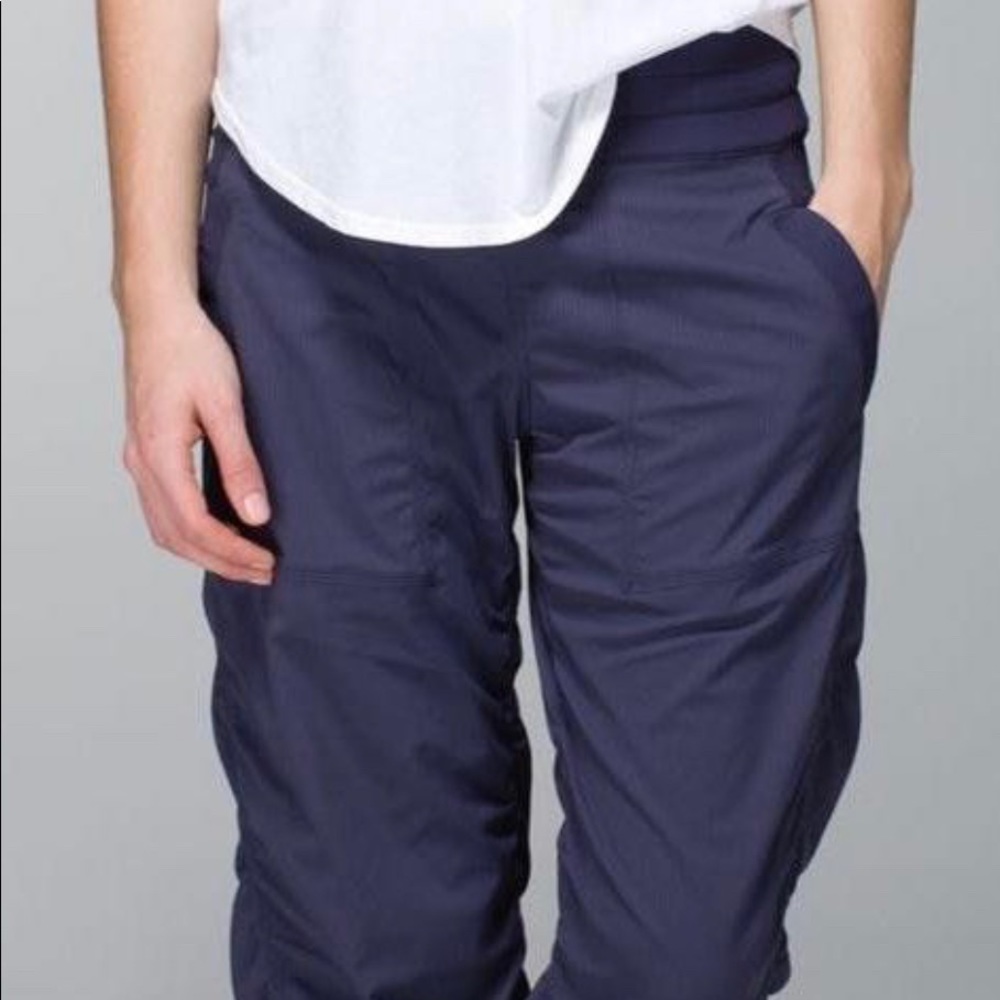 Lululemon Dance studio Pant size 8